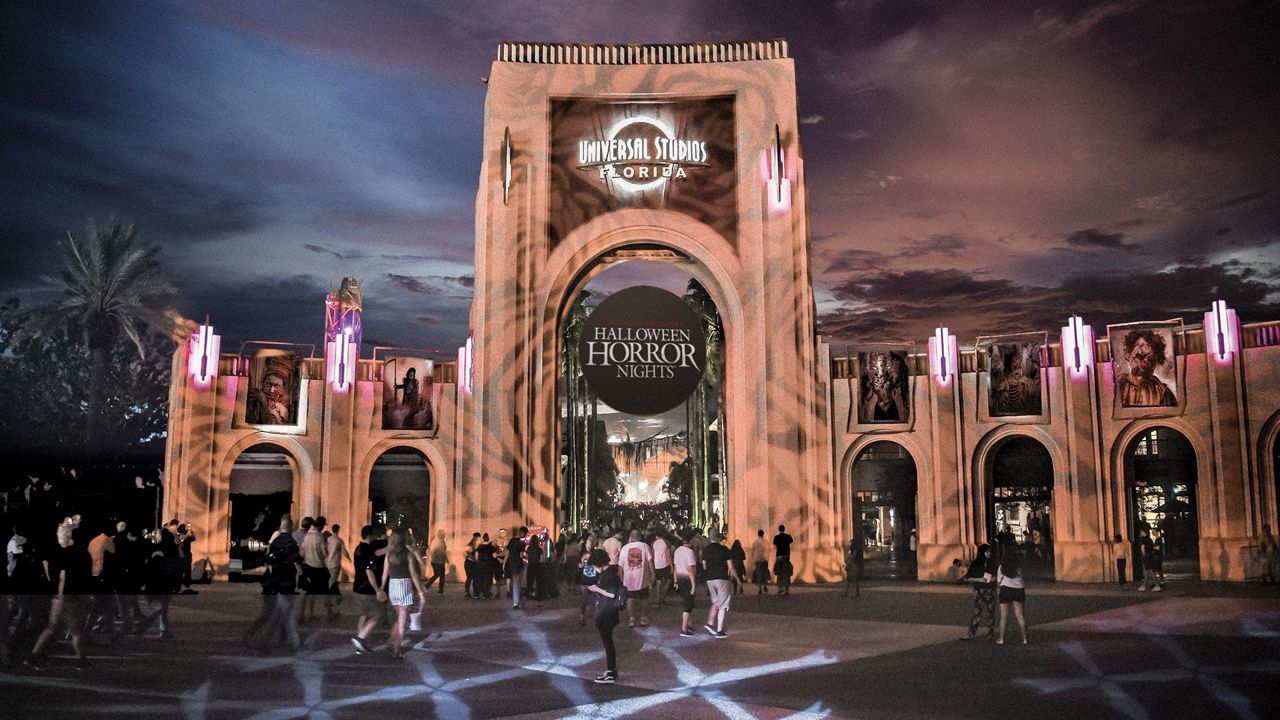 When does Universal Studios Halloween Horror Nights end in 2024