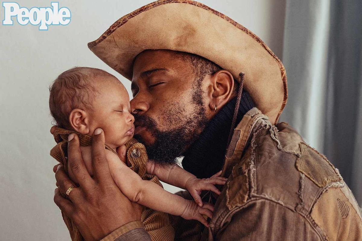 Lakeith stanfield five say times name plaid pants