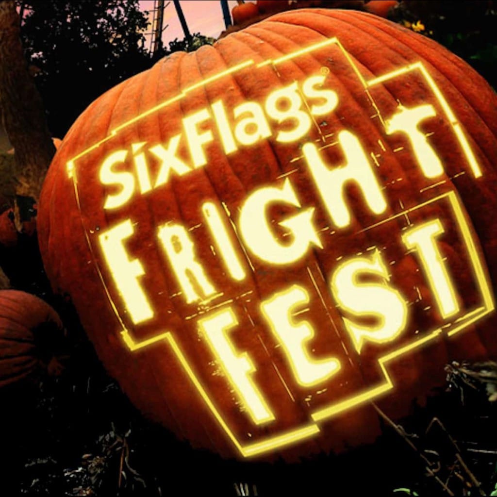 Fright fest six flags great adventure park halloween theme surviving friday october cast dead party scary frightfest