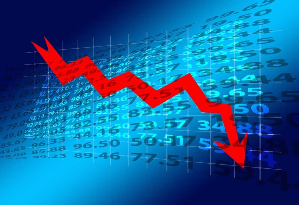 What are the economic factors that could trigger a recession in October 2024?